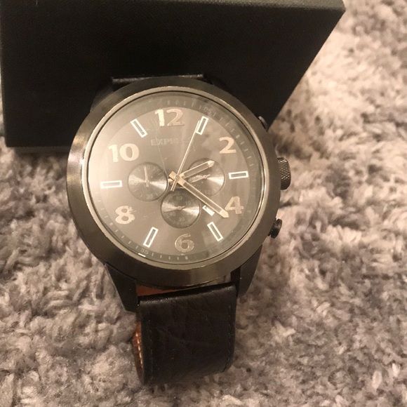 Express Watch - Picture 1 of 3